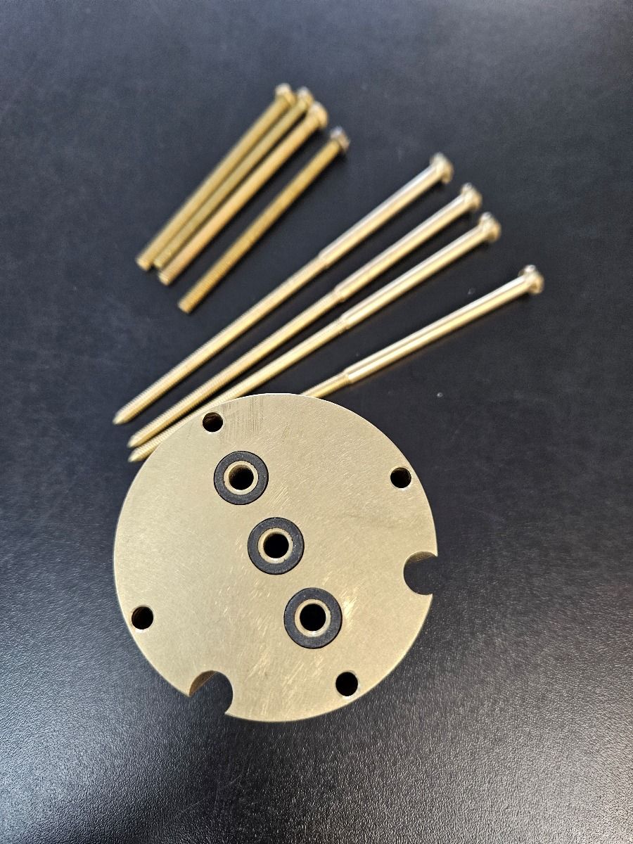 VITRA Basin Mixer A33313YP A42230
Manufacturer Company VitrA-Artema
Warranty period 1 Year
Package Content 1 Extension 4 Screws
ABOUT COMPATIBILITY 

Compatible subgroup code A42230
It is compatible with the entire series of Artema Built-in Sink Ta