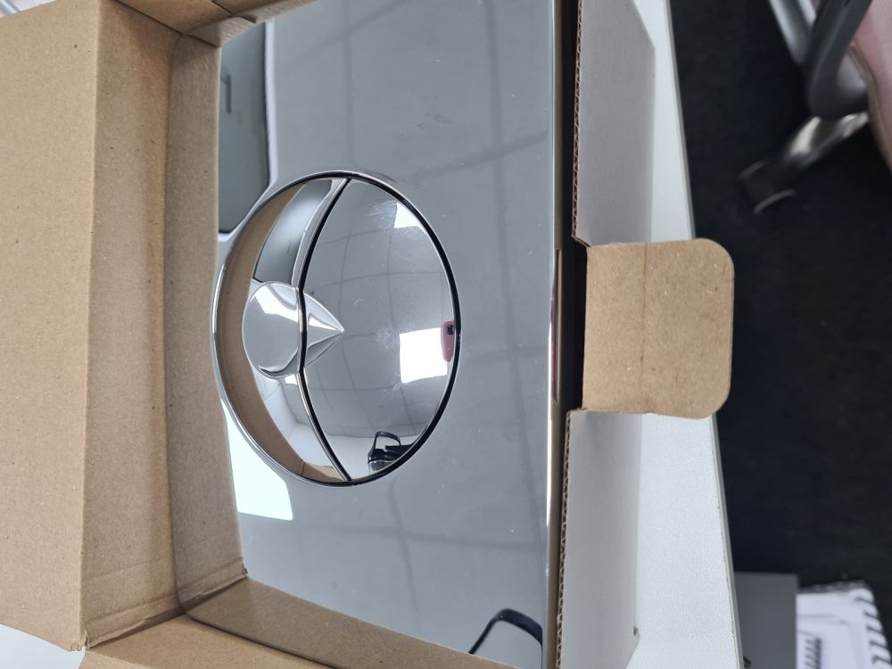 KOLO flush plate in shiny chrome 94034