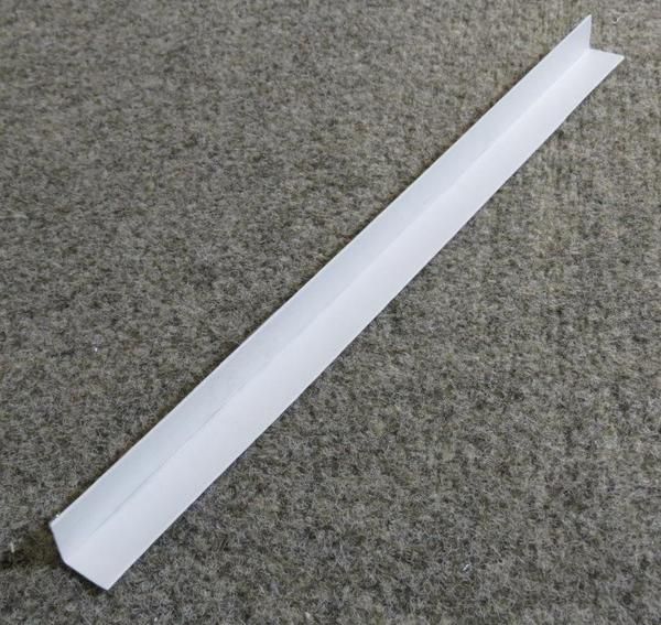 Ideal Standard  Plastic bath panel corner strip  S936501