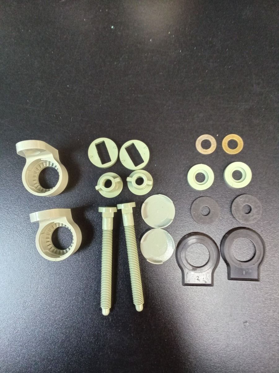 
Twyford Plastic Hinges Green
