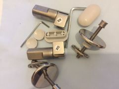GSI Soft Close Toilet Seat Hinges Set for  Traccia / Panorama / Monty & Poppy seat from 2010-2014 onwards / GSI Seat Hinges Traccia / Panorama / Monty & Poppy 2006002-G
