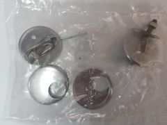 Hinge set YP001 NON RETURNABLE