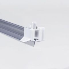 Straight Shower Seal including a Sealing lip