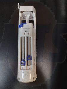Geberit 282.350.21.2 Type 290 Dual Flush Valve / 838.424.00.0 -PUSH BUTTON NOT INCLUDED, Missing Parts / Broken leaver