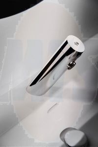 A/Shks A7548AA Sensorflow E Deck Mounted Tap Mains