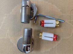 G5381200 8426057071732
FULL SEAT HINGE ASSEMBLY
CUSHIONED
SEATING