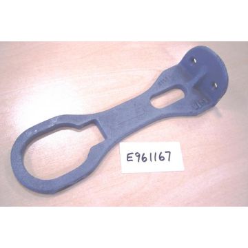 BASIN OUTLET SUPPORT BRACKET