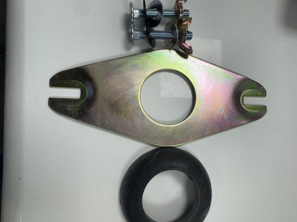 Burlington Fixing Kit Including Plate For Close Coupled Cistern SP508